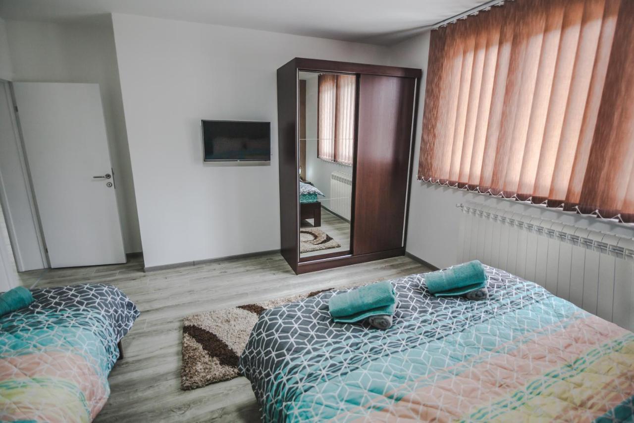 Kristal Apartmani アランジェロヴァツ エクステリア 写真